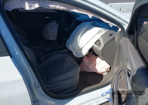 2018 Chevrolet Cruze Ls Auto from USA, damaged, VIN 1G1BC5SM9J7202317